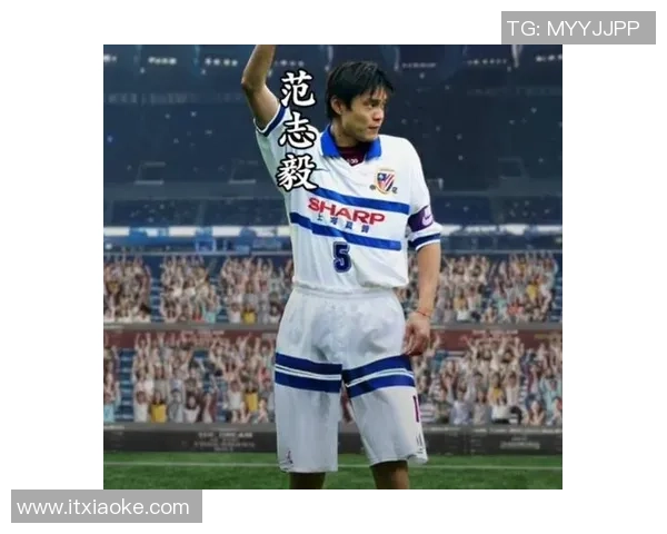 八十年代足球传奇球星回顾 他们如何塑造了现代足球的辉煌历程 八十年代足球传奇球星回顾 他们如何塑造了现代足球的辉煌历程