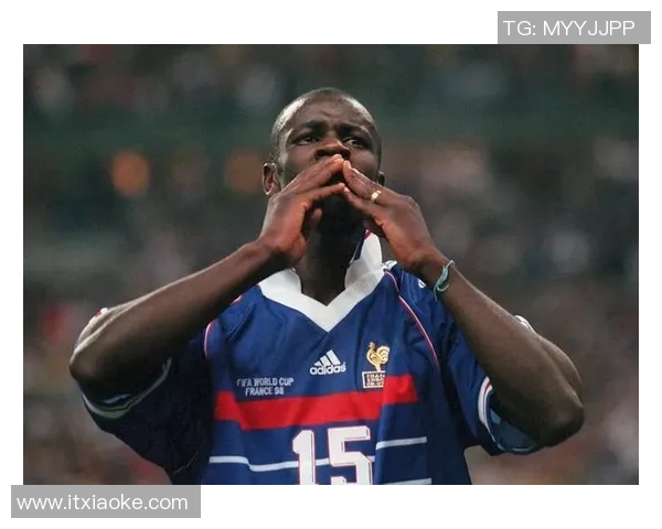 历史法国足球队球星综合排名盘点 从传奇到现役的卓越表现 历史法国足球队球星综合排名盘点 从传奇到现役的卓越表现