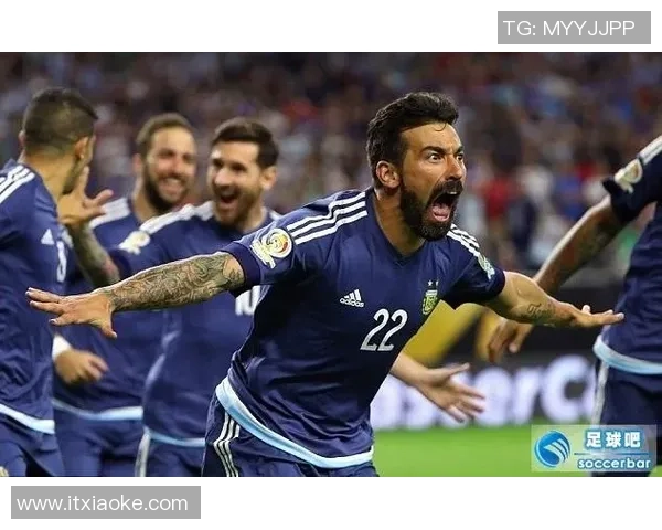 天下足球百大球星全解析 揭开足坛传奇人物的辉煌与传奇