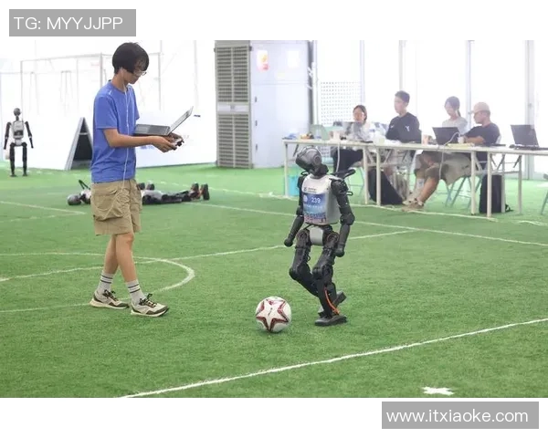 足球球星带球技巧解析与模仿训练方法提升个人技术水平