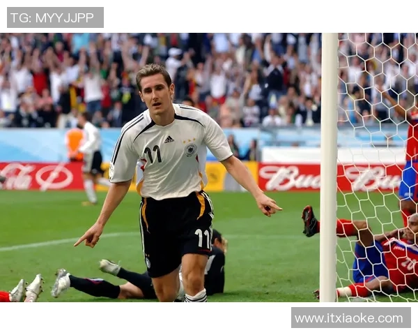 那些将足球当作篮球打的球星 他们的技巧和创意如何突破常规